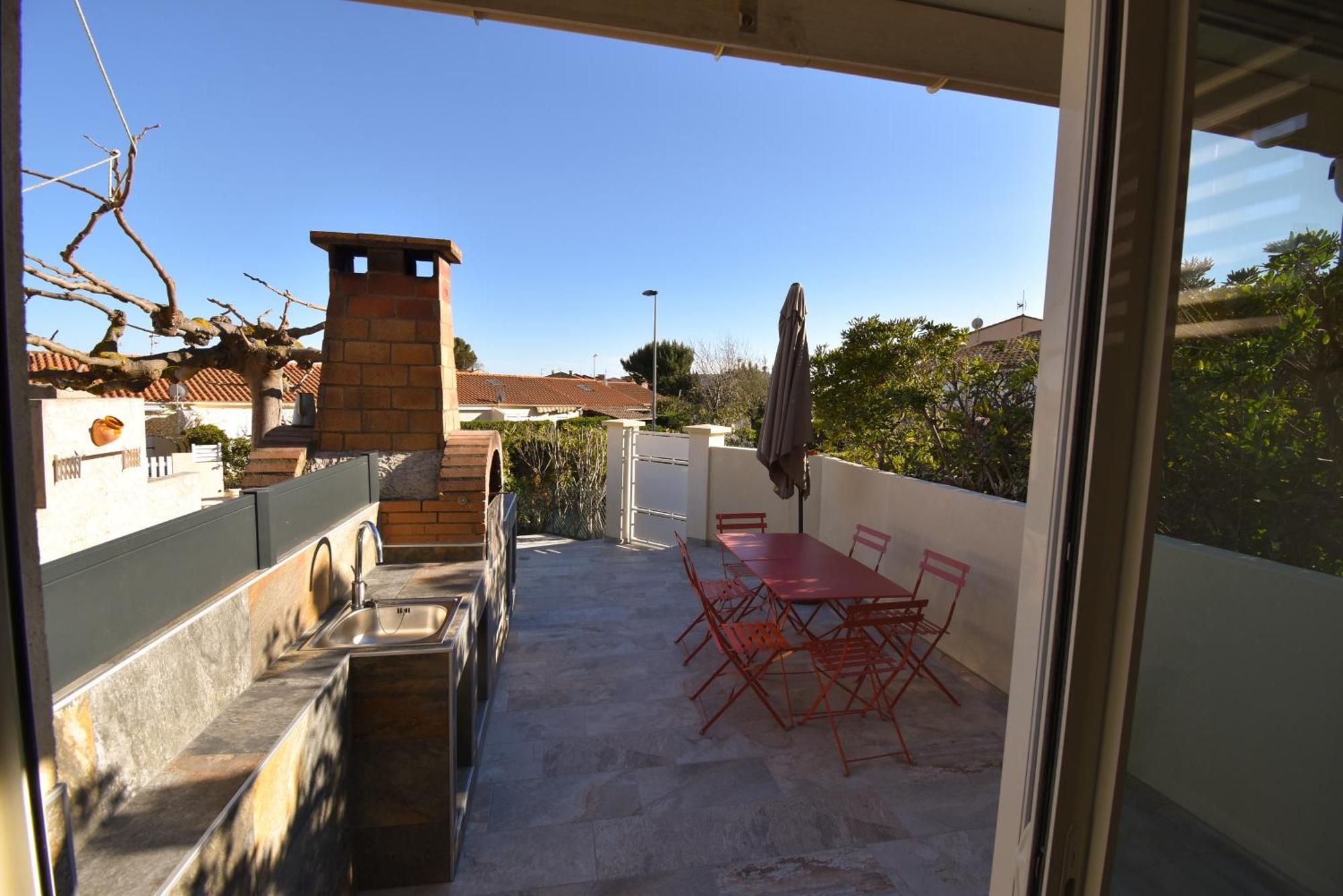Villa Dora à Saint-Pierre-la-Mer  Extérieur photo